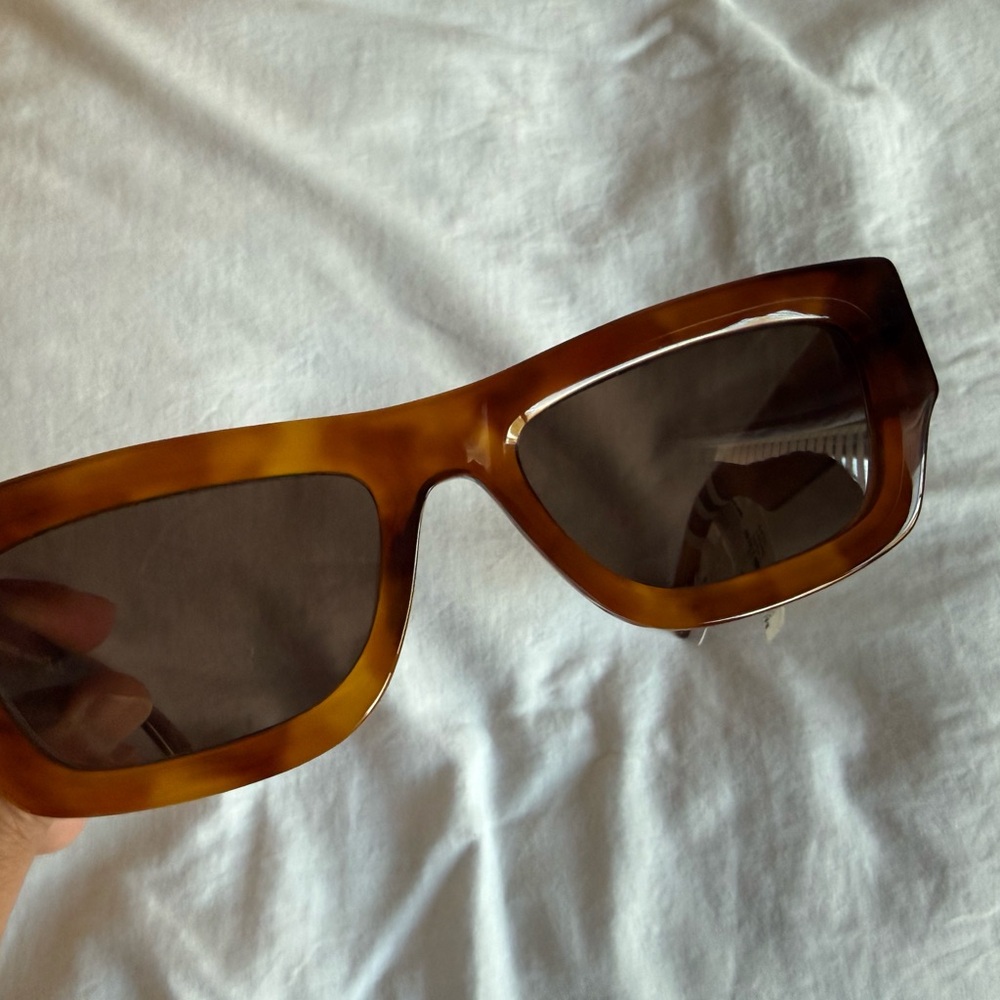Palm Angels Tortoiseshell Amber Rectangular Sungl… - image 4